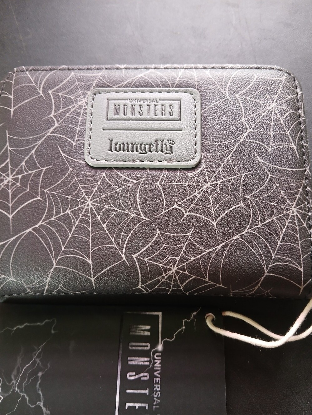 NWT DISNEY LOUNGEFLY UNIVERSAL MONSTERS ZIP WALLET - Picture 3 of 4